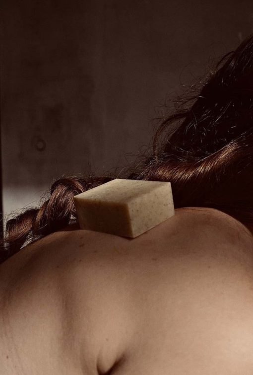 Bagnoschiuma solido energizzante allo zenzero con effetto scrub - immagine 5