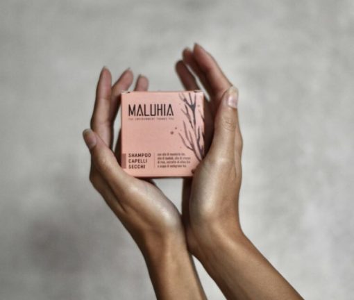 Shampoo solido per capelli secchi con olio di mandorle - immagine 5