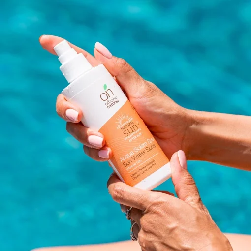 onSUN Acqua Solare Spray Rinfrescante 200 ml | Officina Naturae - immagine 2