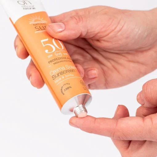 Crema solare viso e corpo SPF 50 75ml | Officina Naturae - immagine 2