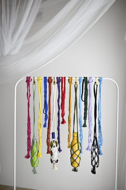 Porta borraccia in macramè | Macramè de Candela - immagine 2